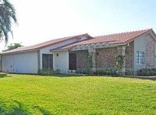 19574 Sea Pines Way, Boca Raton, FL 33498