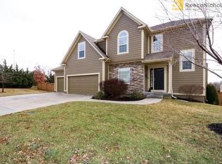 2115 W Sheridan St, Olathe, KS 66061