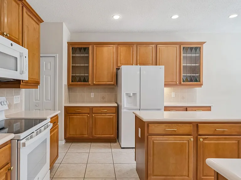 2714 Plumberry Ave — Photo 11