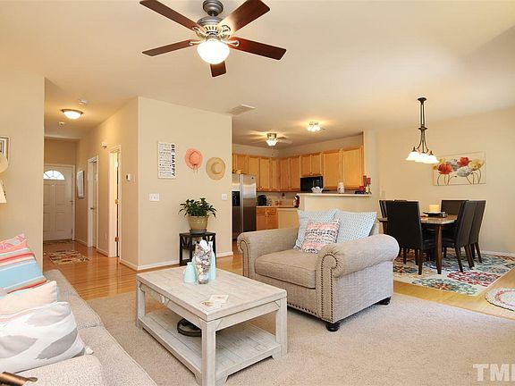 5th image of 229 Basset Hall Dr