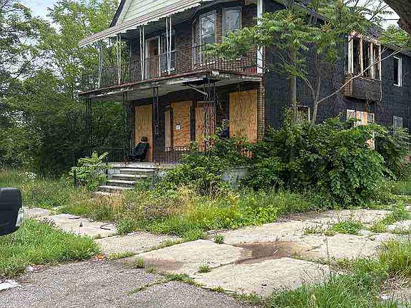 4520 Belvidere