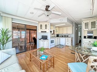 411 Quinto Ln, Fort Myers Beach, FL 33931