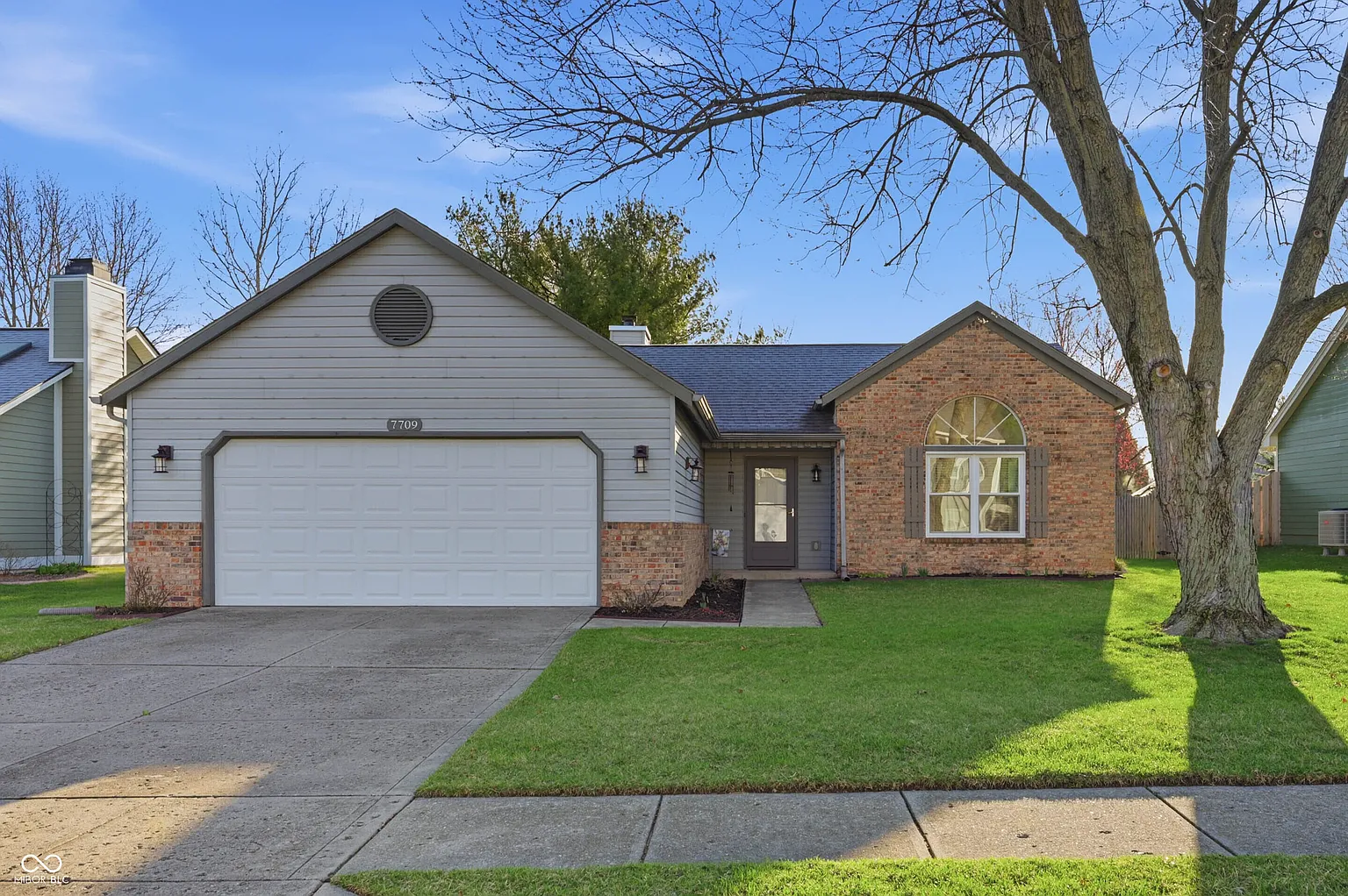 7709 Bayhill Dr photo 1