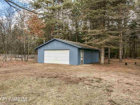 5th image of 3290 E Charmwood Dr