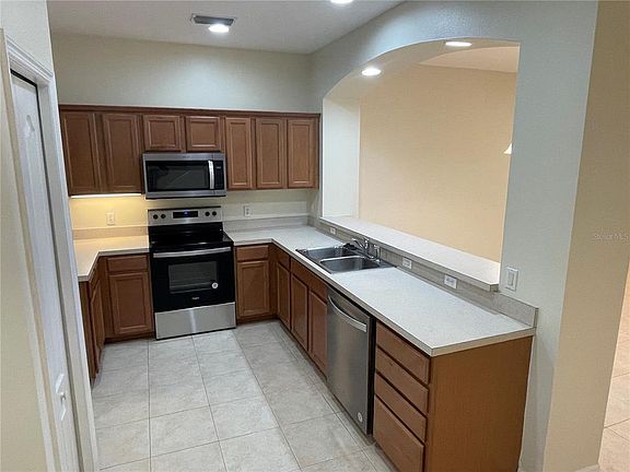 4th image of 1105 Jonah Dr