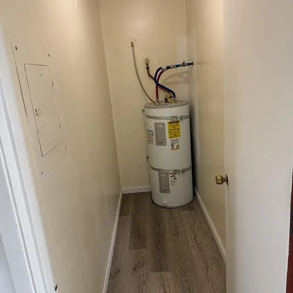 1104 Mill St #3 — Photo 6