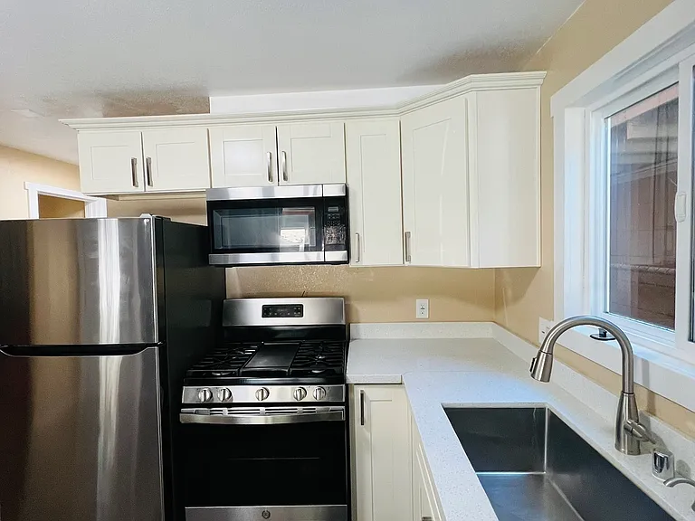 3069 Fresno Ave #1 — Photo 7