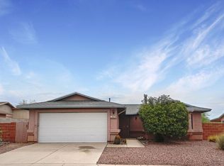8650 N Chinaberry Way, Tucson, AZ 85742