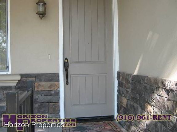 3rd image of 8004 Doral Ct