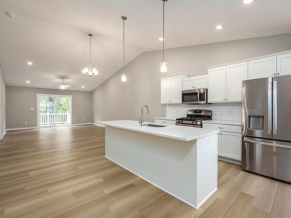 3rd image of 171 Hickory Valley Dr #45