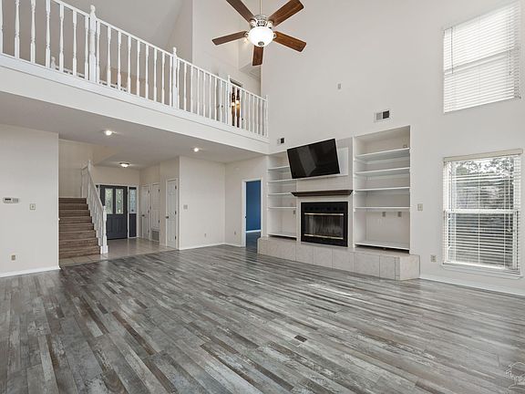 5th image of 2857 N 1st Ave