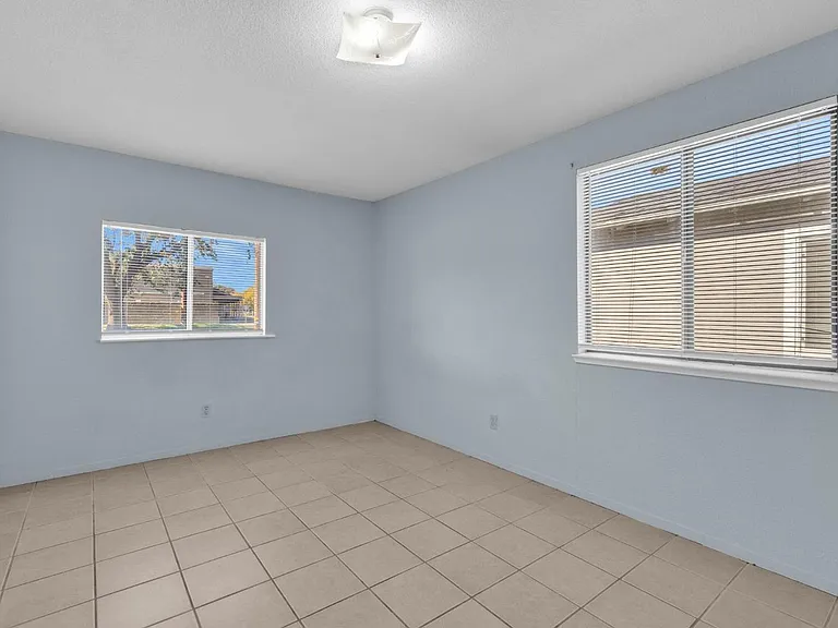 1714 Pole Line Rd — Photo 19