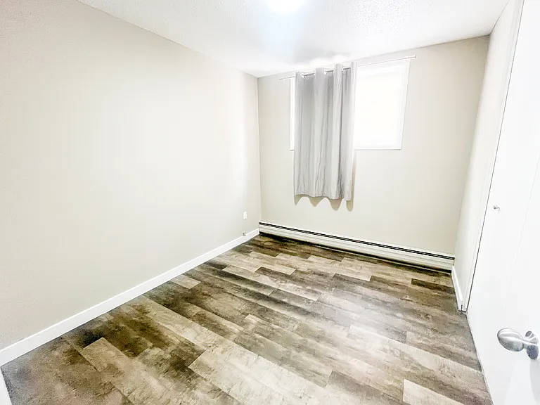 4140 Rae St — Photo 9