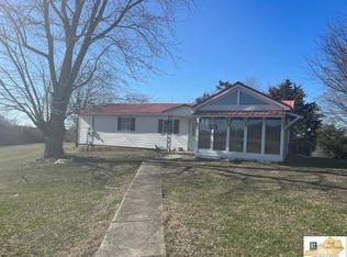 4527 Mud Lick Flippin Rd, Tompkinsville, KY 42167