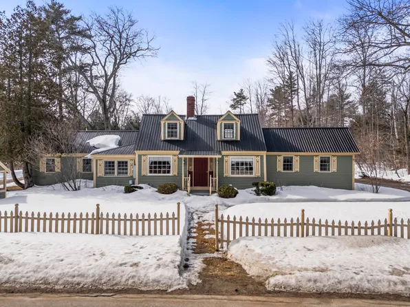46 N Gorham Road, Gorham, ME 04038