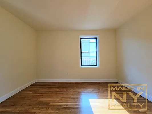 Rented by Made In NY Realty | media 35