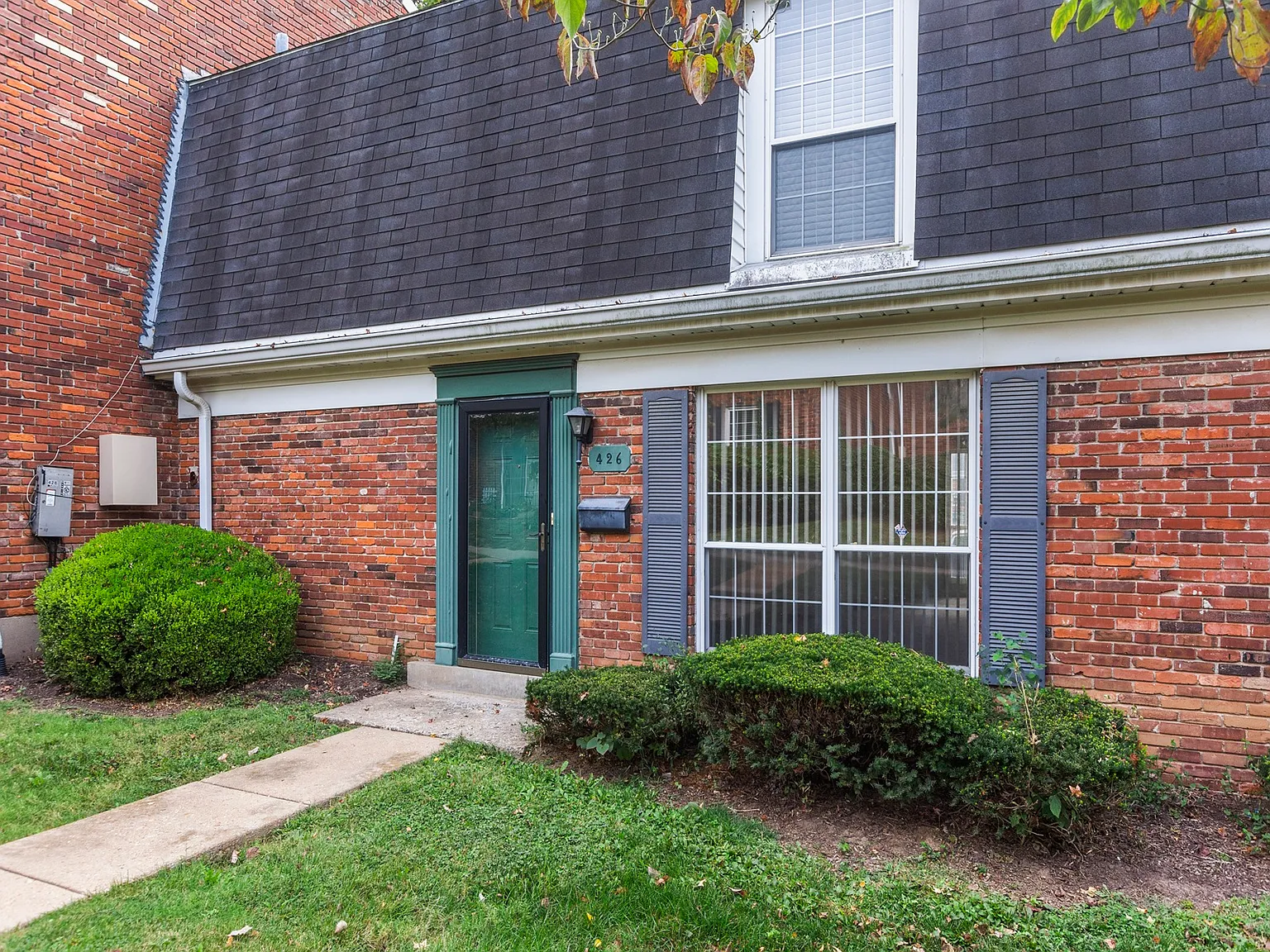 3 bed, 2.5 bath, 1620 sqft, $1,650 — Photo 2