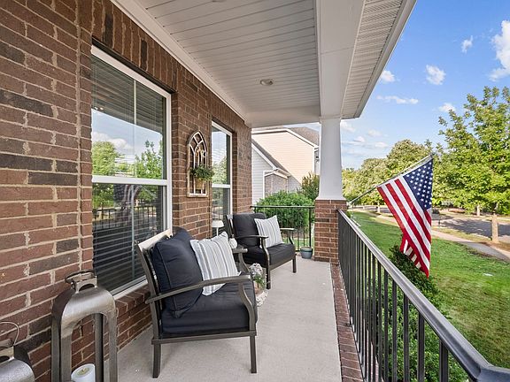 3rd image of 1028 Shallow Stream Ln