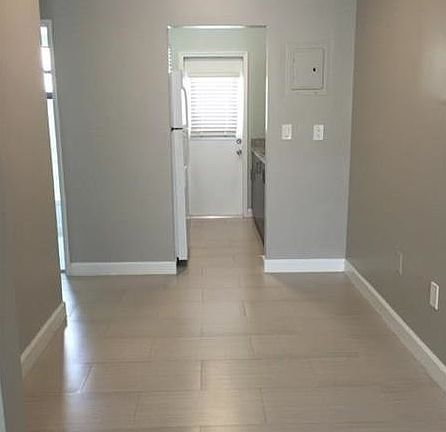 4th image of 7745 Harding Ave APT 11