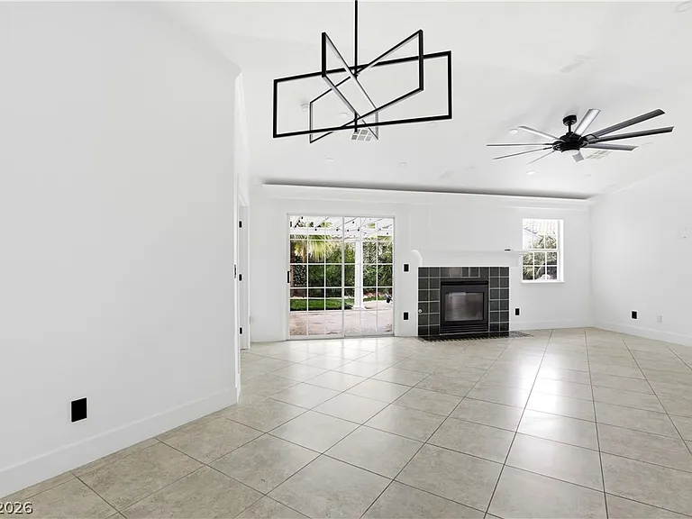 5204 Elm Grove Dr — Photo 19