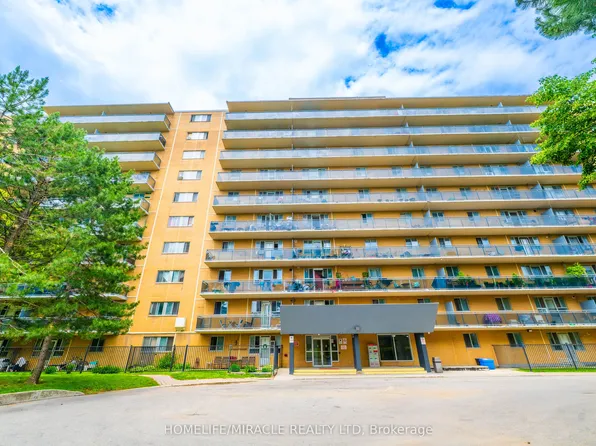 100 Dundalk Dr #707, Toronto, ON M1P 4V2