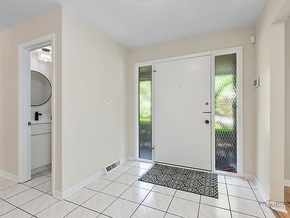 5th image of 2315 Castilian Cir