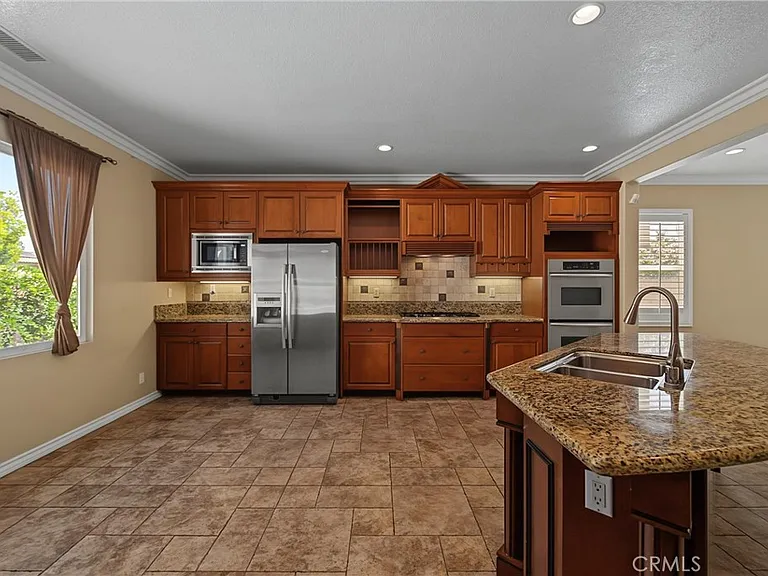 1254 Duxbury Cir — Photo 16
