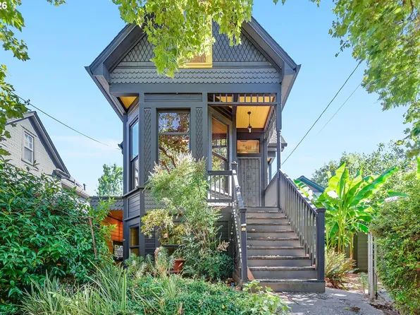 446 NE Ivy St, Portland, OR 97212