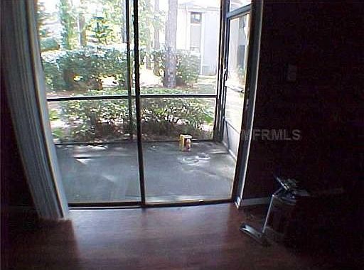 4th image of 105 Springwood B Cir