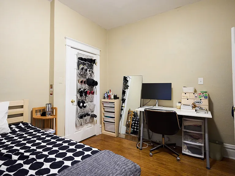 6145 Pershing Ave #1 — Photo 16