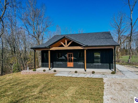 3rd image of 4632 Oak Hill Rd