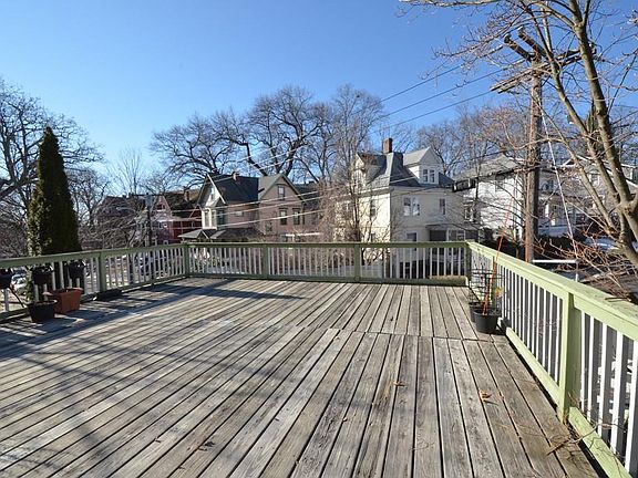 2nd image of 61 Las Casas St
