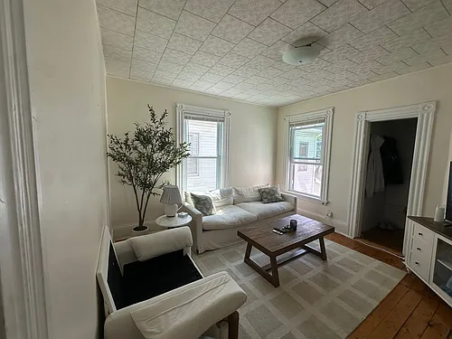 44 Elm St #3 Photo 1