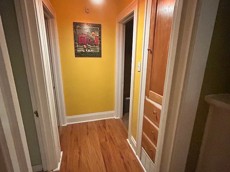 2933 E Derbyshire Rd #1 — Photo 5