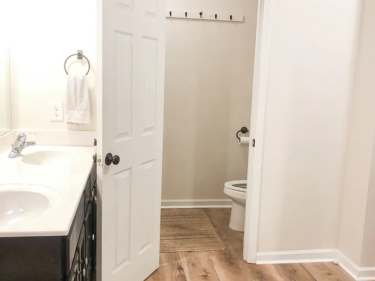1115 Crosscreek Dr — Photo 23