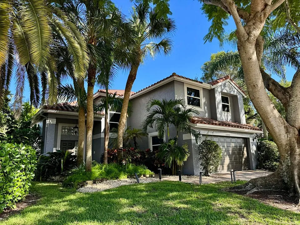 10366 Buena Ventura Dr