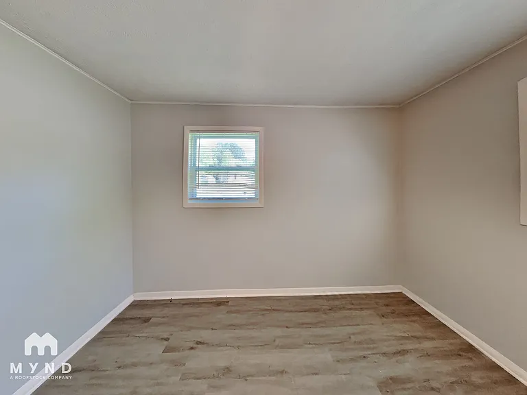 1407 Sycamore Dr NW — Photo 22