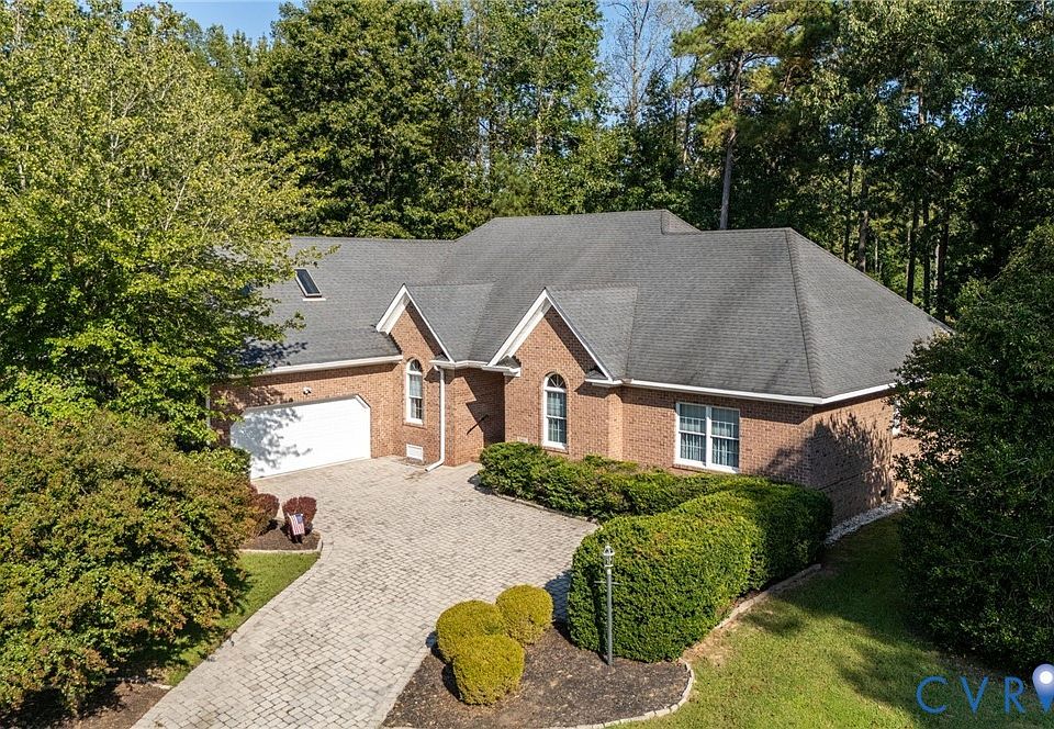 1st image of 5901 Brickshire Dr