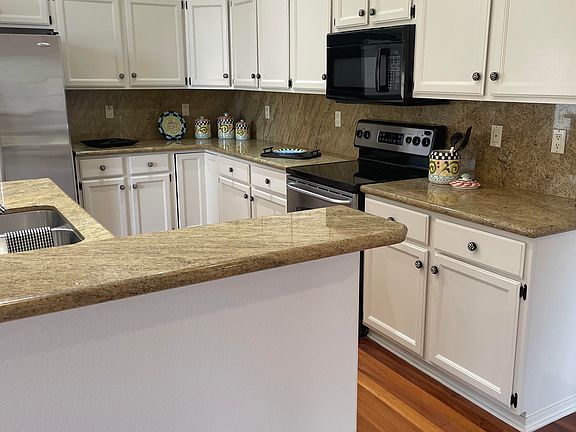 3rd image of 4013 E Rosemonte Dr