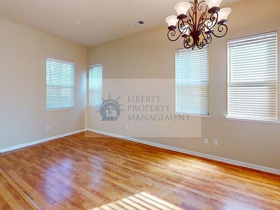 4th image of 5851 Homewood Way