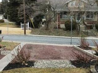 355 Mauch Chunk St, Nazareth, PA 18064