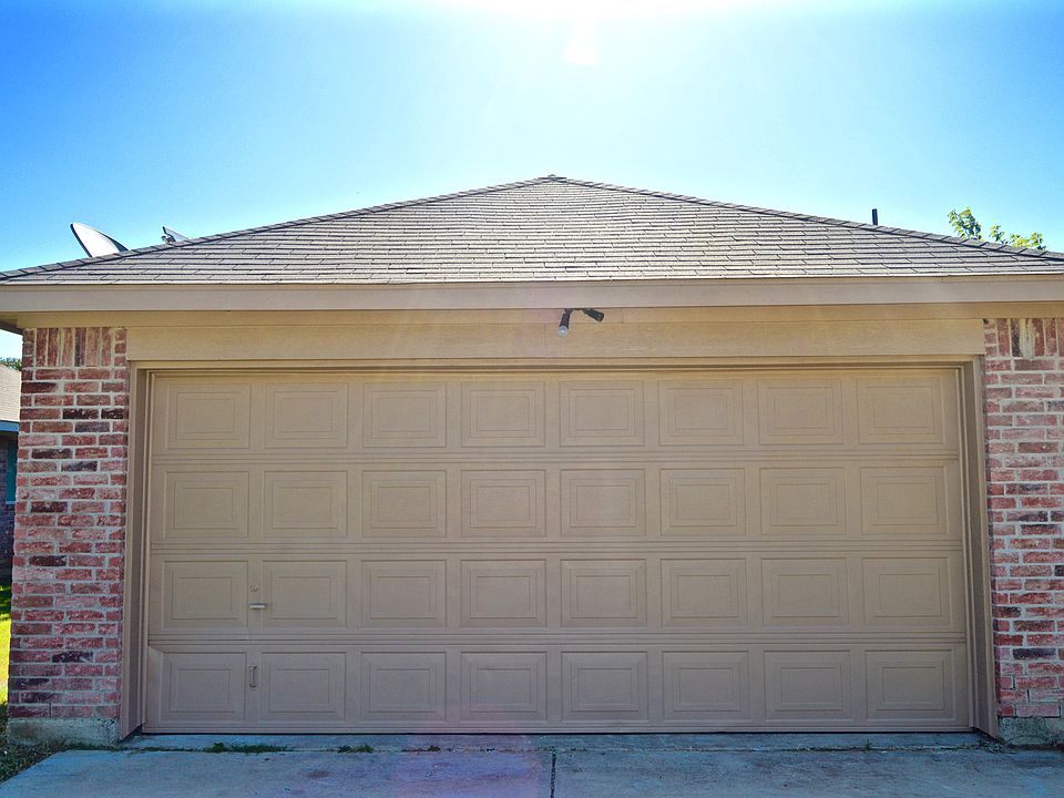 1st image of 5749 Truett Ln