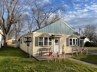 810 S 14th St, Goshen, IN 46526