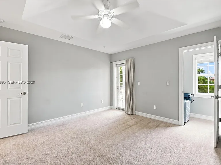 1419 SW 21st Ct — Photo 30