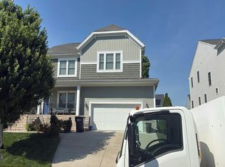 6400 Richwood Trl, Moseley, VA 23120