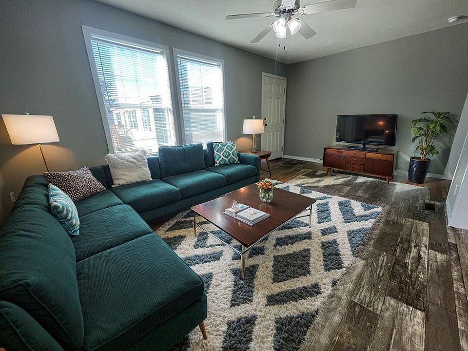 1st image of 38000 Le Chateau Blvd #604