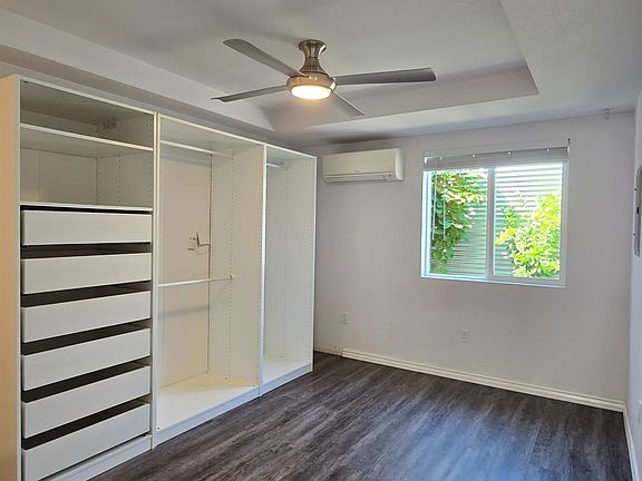 5th image of 480 Meadowview Dr APT A