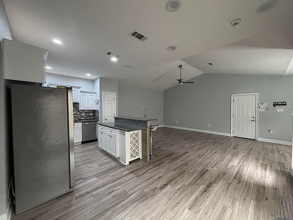 5th image of 1046 Sedona Pines Dr