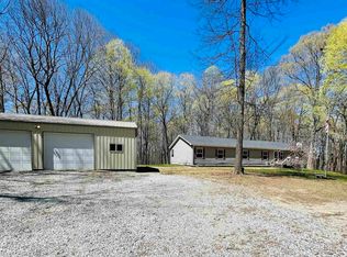 179 Lost Ln, Bedford, IN 47421