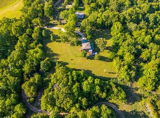 4038 Hickenbottom Rd, Harrison, AR 72601